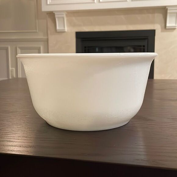 Vintage General Electric Milk Glass Pebble Finish Mixing Bowl Excellent Conditio - Picture 1 of 4
